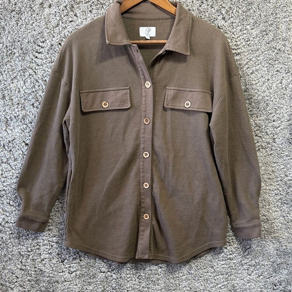 Women’s Waffle Knit Brown Button-Up Shirt Small Taupe Neutral Casual Shacket